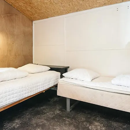 12 Person In Feriehus